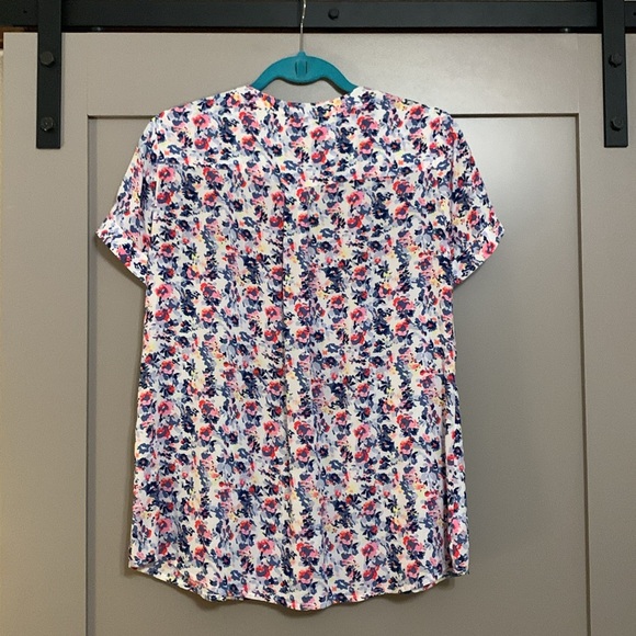 JOULES Iona Short Sleeve Blouse -Cream Garden Ditsy Floral V-Neck Viscose Size 8 - Picture 3 of 3